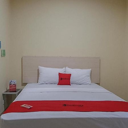 Reddoorz Near Kantor Walikota Bontang Nyerakat Εξωτερικό φωτογραφία
