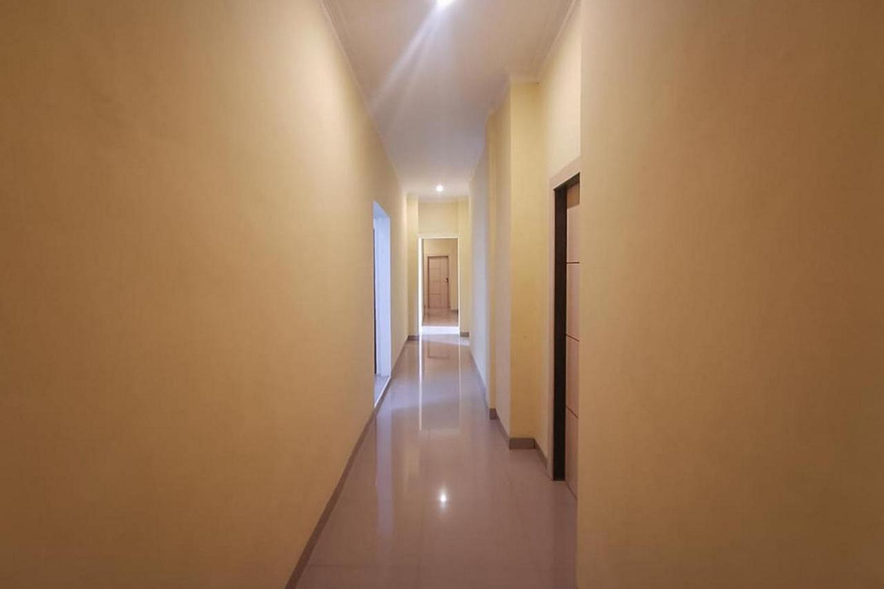 Reddoorz Near Kantor Walikota Bontang Nyerakat Εξωτερικό φωτογραφία