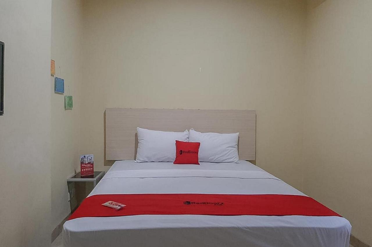 Reddoorz Near Kantor Walikota Bontang Nyerakat Εξωτερικό φωτογραφία